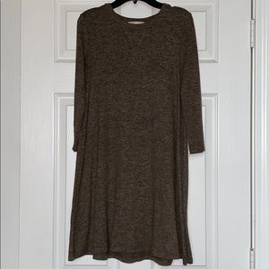 Mid thigh 3- Quarter Sleeve Sweater Dress